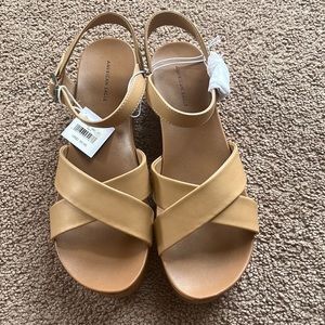 American eagle sandals